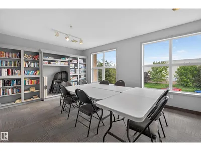 #105 10421 42 AV NW photo 20