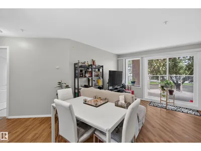 #105 10421 42 AV NW photo 6