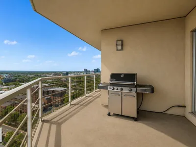 #1704 10388 105 ST NW photo 33