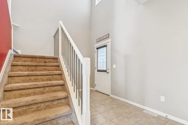 12007 173 AV NW photo 3
