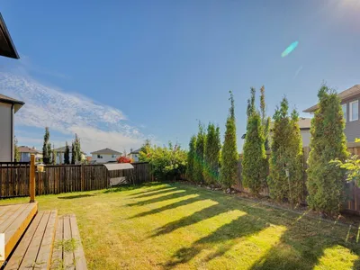12007 173 AV NW photo 54