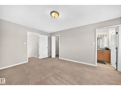 15104 45 ST NW photo 24