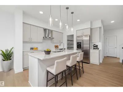 19003 24 AV NW photo 12