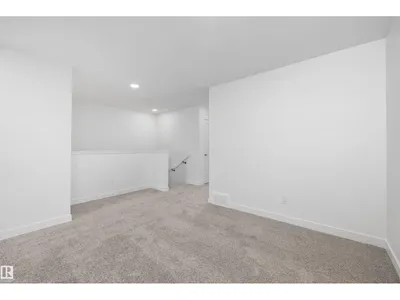 19003 24 AV NW photo 23