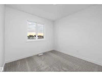 19003 24 AV NW photo 34