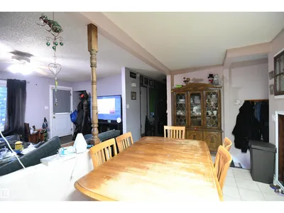 15962 106 AV NW photo 10