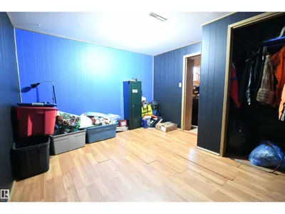 15962 106 AV NW photo 19