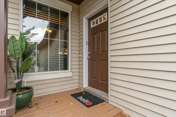 1710 63A ST SW photo 3