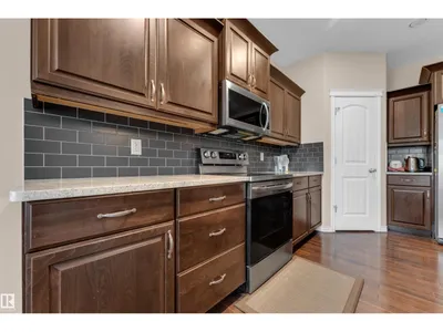 1710 63A ST SW photo 16