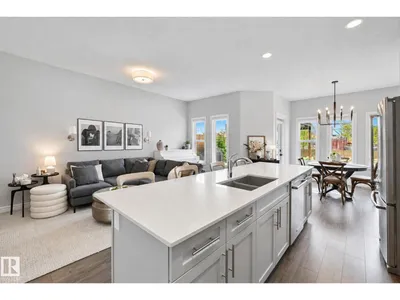 818 Cavanagh HE SW photo 7