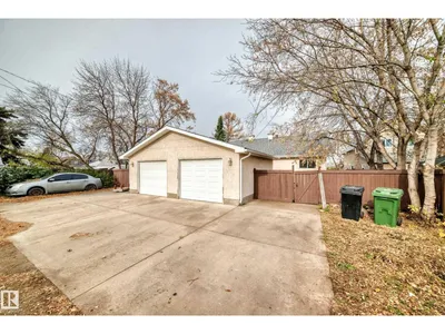 10015B 97 AV photo 30