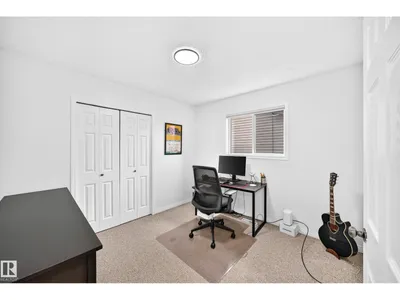 10015B 97 AV photo 20