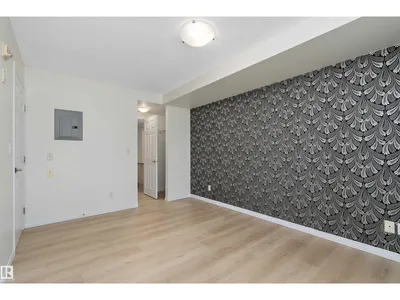 #104 630 MCALLISTER LO SW photo 9