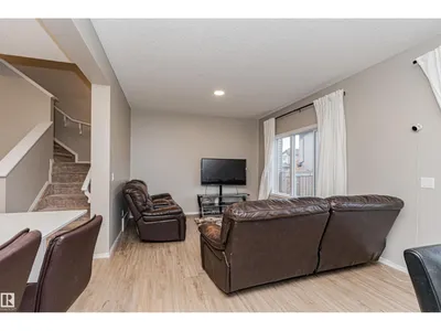9616 230 ST NW photo 26