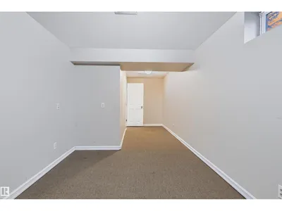 4504 43B AV photo 35