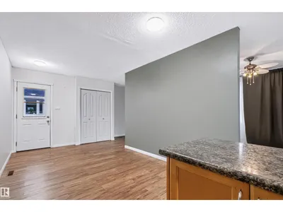 4504 43B AV photo 9