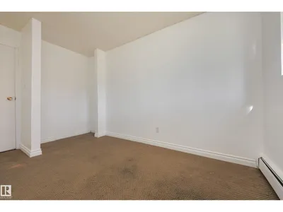 #4 10836 116 ST NW photo 20