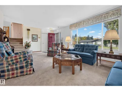 9011 157 ST NW photo 20