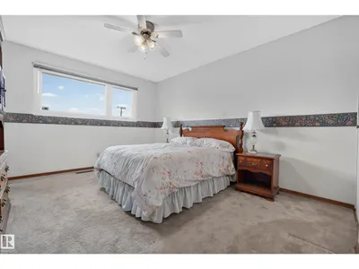 9011 157 ST NW photo 31