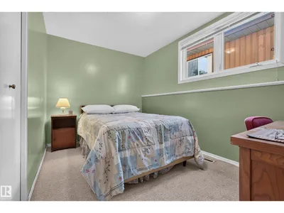 9011 157 ST NW photo 44