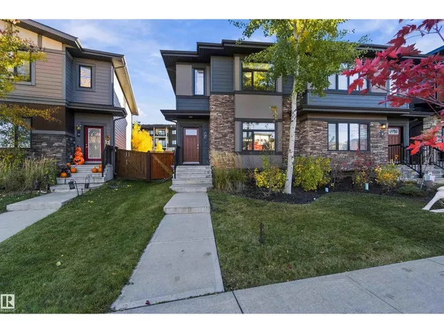 7 Amesbury WD, Sherwood Park