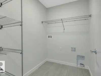18643 19 AV NW photo 49