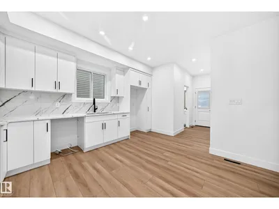 12906 123 ST NW photo 7
