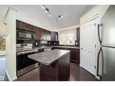 1126 36A AV NW photo 16