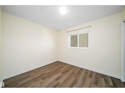 1126 36A AV NW photo 22
