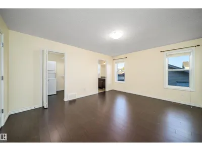 1126 36A AV NW photo 25