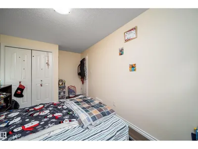 1126 36A AV NW photo 34