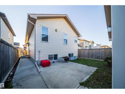 1126 36A AV NW photo 48