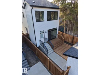 14610 85 AV NW photo 30