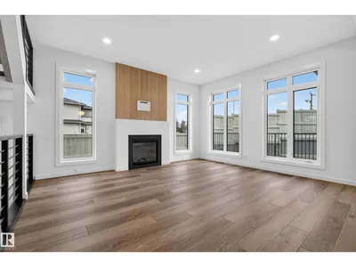 31 NEWBURY CI photo 16