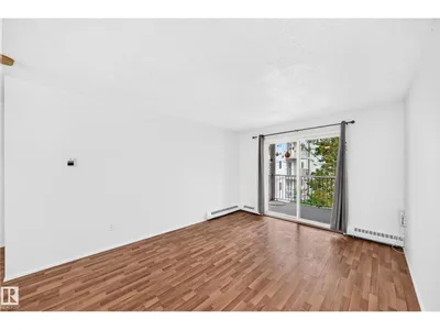 #212 11218 80 ST NW photo 5