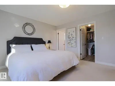 37 CATALINA DR photo 24