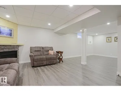 37 CATALINA DR photo 34