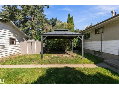 10432 50 ST NW photo 43