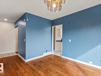 3607 106A ST NW photo 12