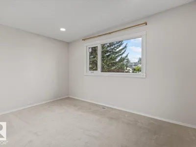 3607 106A ST NW photo 21