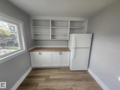 11308 94 ST NW photo 37