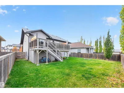 9406 83 AV photo 39