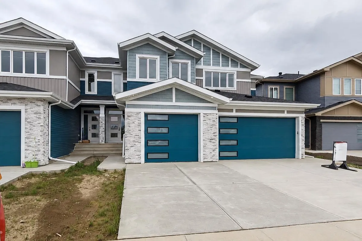 6616 50A AV exterior