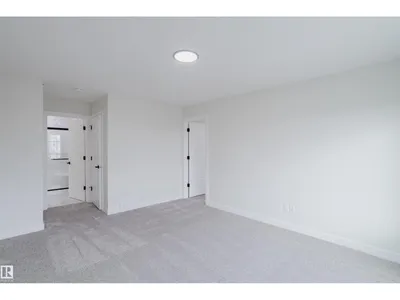 428 27 ST SW photo 25