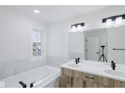 428 27 ST SW photo 27