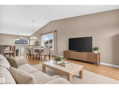 13915 137 ST NW photo 13