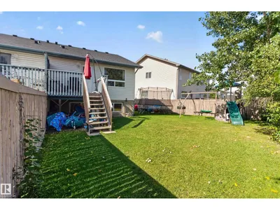 13915 137 ST NW photo 27