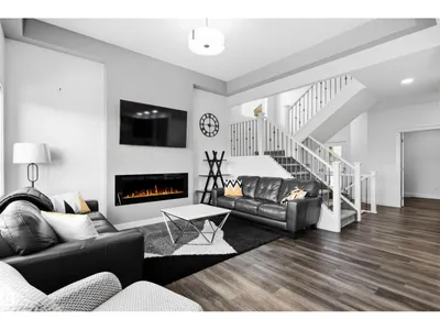 2052 CAVANAGH DR SW photo 6