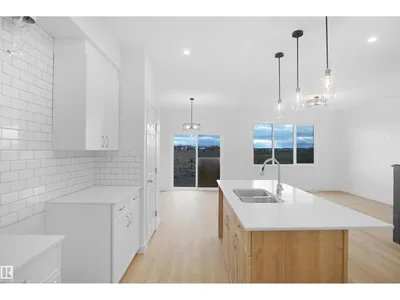2258 194A ST NW photo 12