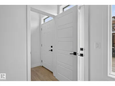 23027 96 AV NW photo 21